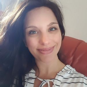 Meet your Posher, Jaclyn nicole